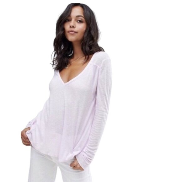 Free People Rock The Boat V-Neck Long Sleeve ribbed Tee  Women Size M Light Pink - Picture 1 of 10